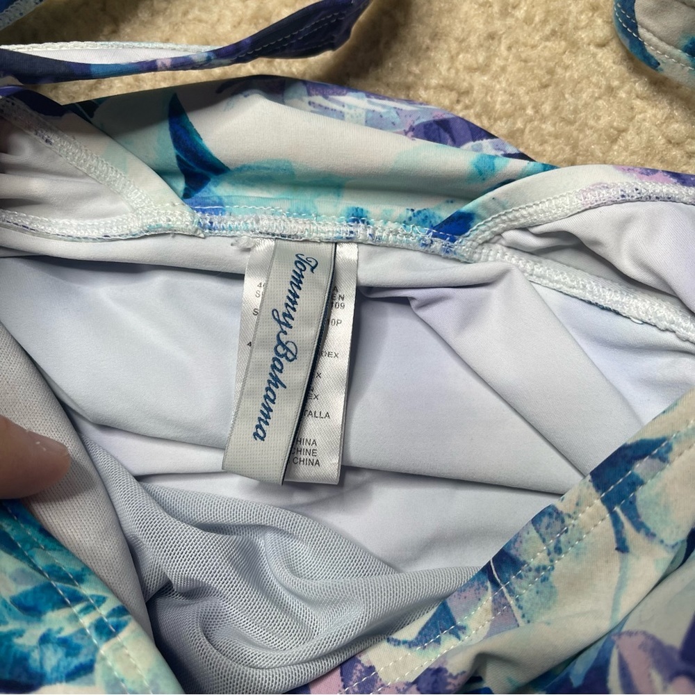 IslandSculpt™ Aqua Petals One-Piece Swimsuit - Picture 3 of 5